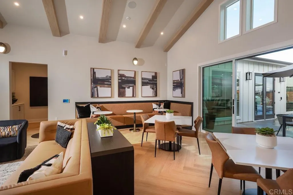 1785 Camino Strava 2, Chula Vista, California 91913 home-pic-16